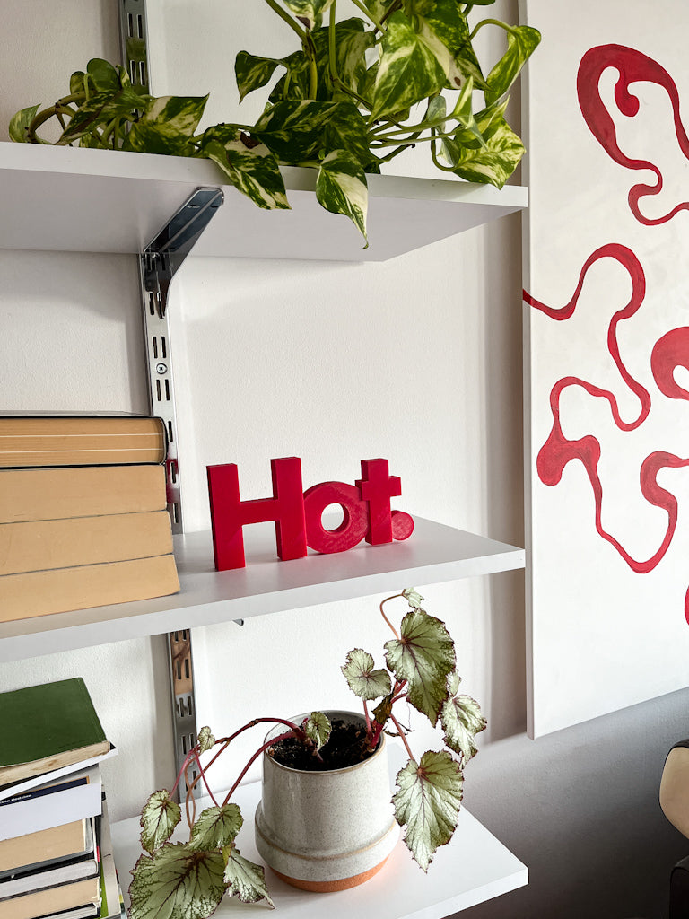 Napis dekoracyjny HOT.